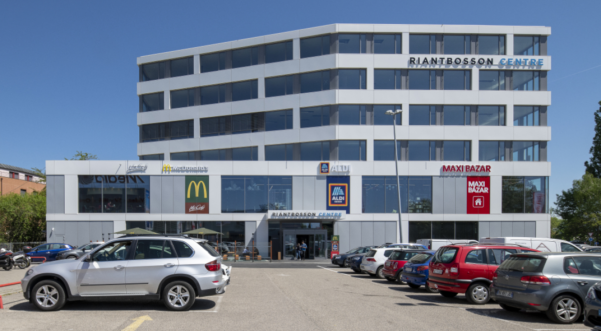 Meyrin Riantbosson News